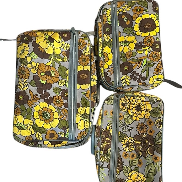 Vintage suitcases -3 retro floral vintage196os-70s cloth travel storage solofficialkw.com